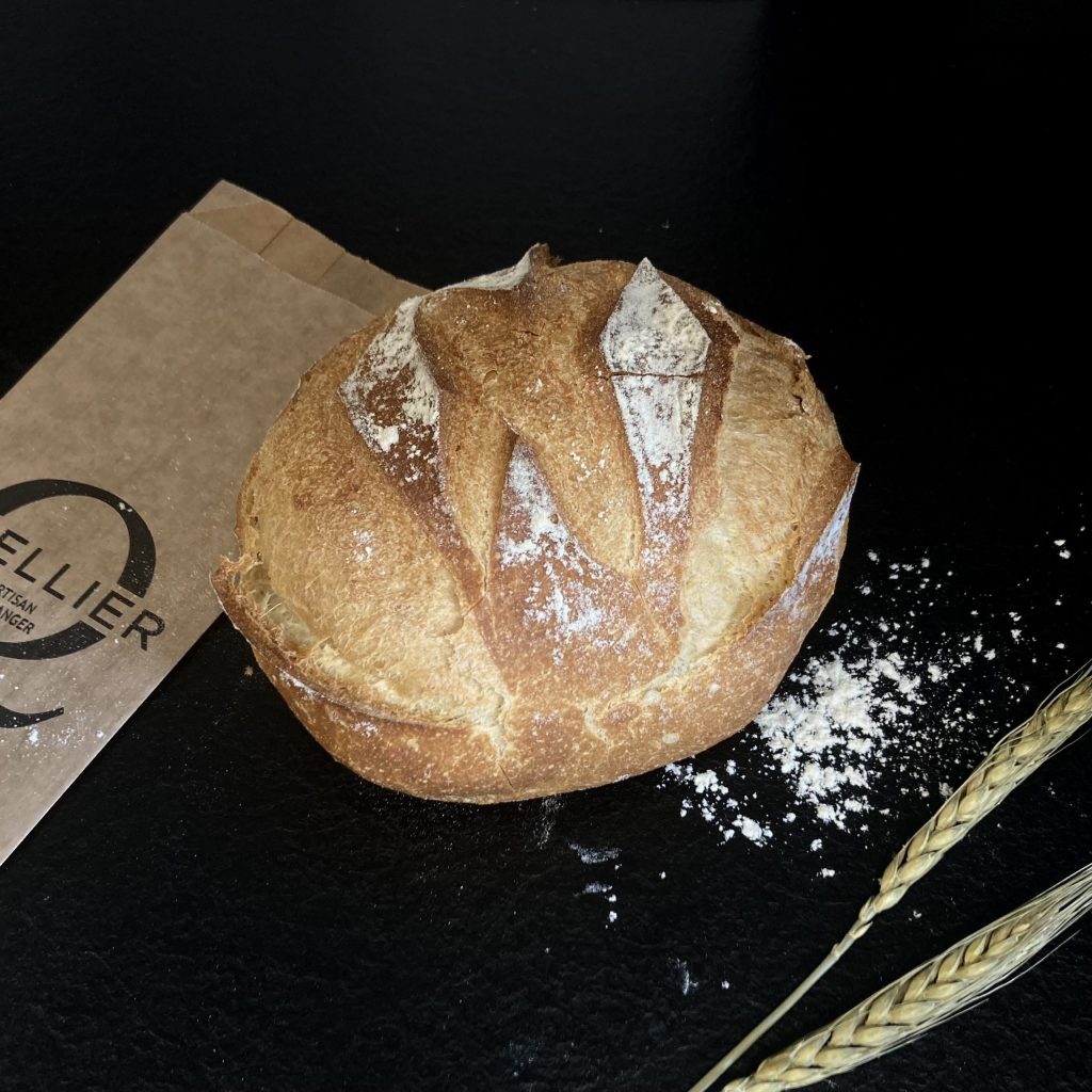 Petite boule blanche